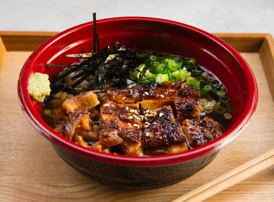 炭火焼 鶏まぶし茶漬け(冷or温)