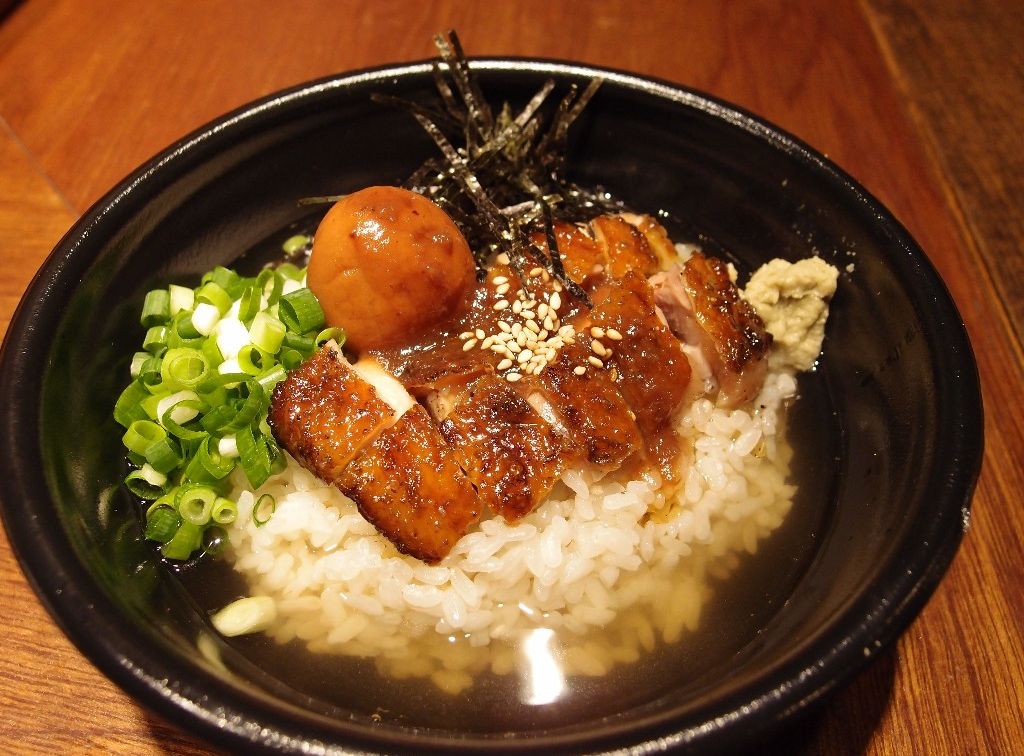 炭火焼　梅肉鶏まぶし茶漬け　冷or温