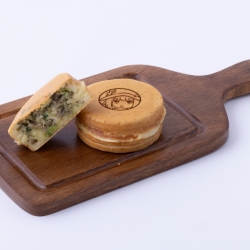 ベイクド ギョウザ インザ モチョチョ