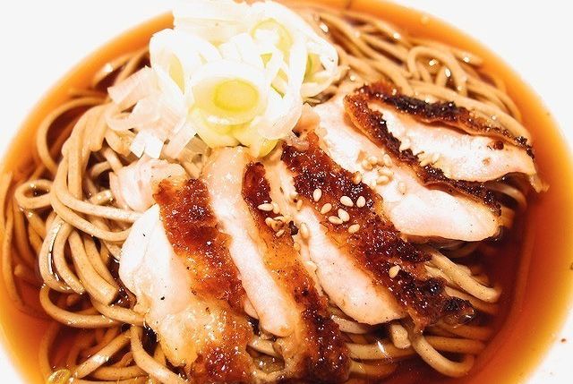 炭火焼 鶏まぶし丼　オルガン