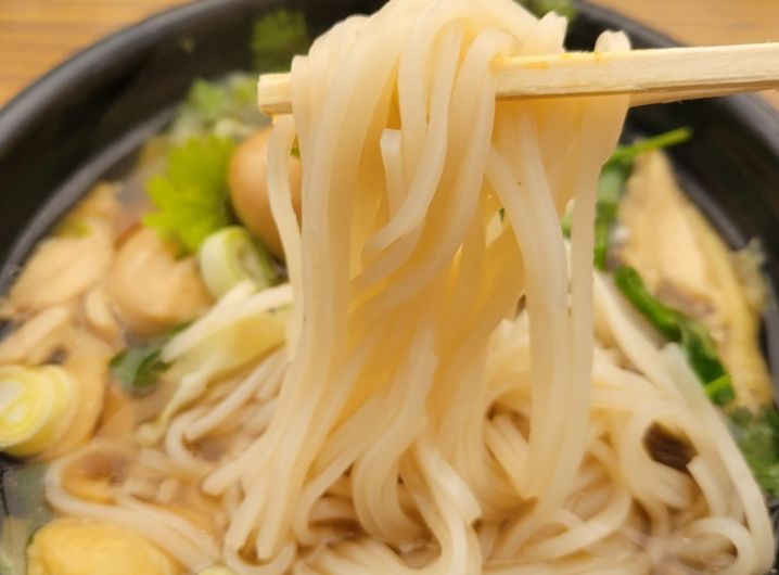 タイ料理アローイ・アロイ