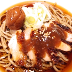 梅肉鶏汁そば