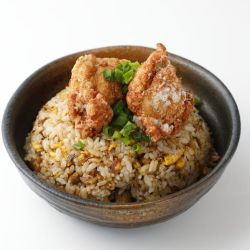 唐揚げ炒飯