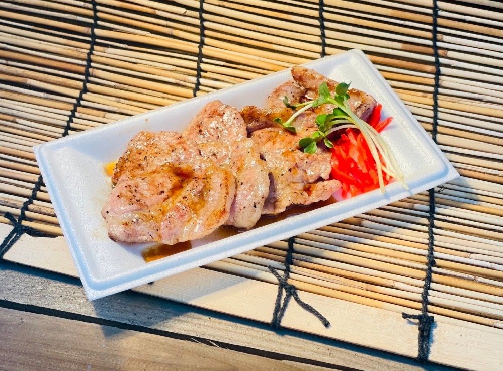 越後もち豚 炭火焼き