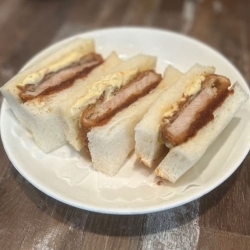 200gBigポークカツサンド