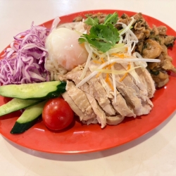 チキンライスガパオコンボ