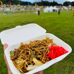 富士宮やきそば さのめん(赤麺)