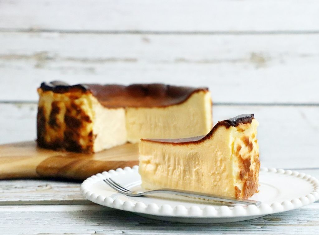バスクチーズケーキ