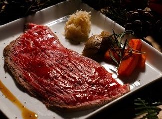 国産牛のローストビーフ