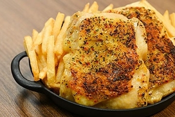 チーズとチョコレートカクテル LECKER MARKT