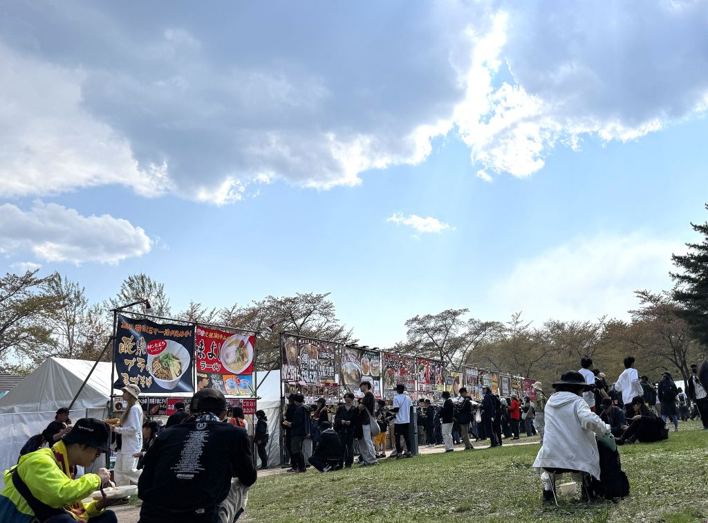 春の東北をうならせる熱い汁!! 「ARABAKI ROCK FEST.25」ご当地汁を味わう
