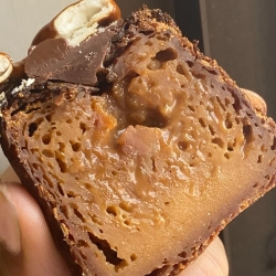 キャラメルプレッツェルカヌレ