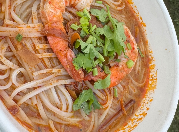 タイ料理アローイ・アロイ