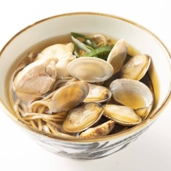 鶏と貝出汁のお蕎麦(31日のみ販売)