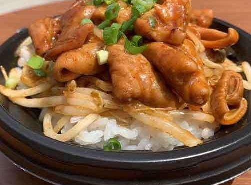 ホルモンマニア丼