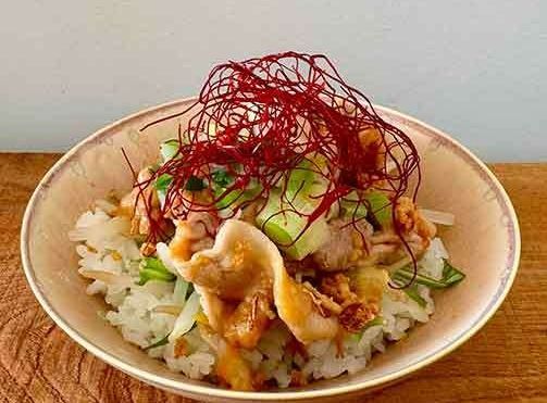 たけし豚　豚丼