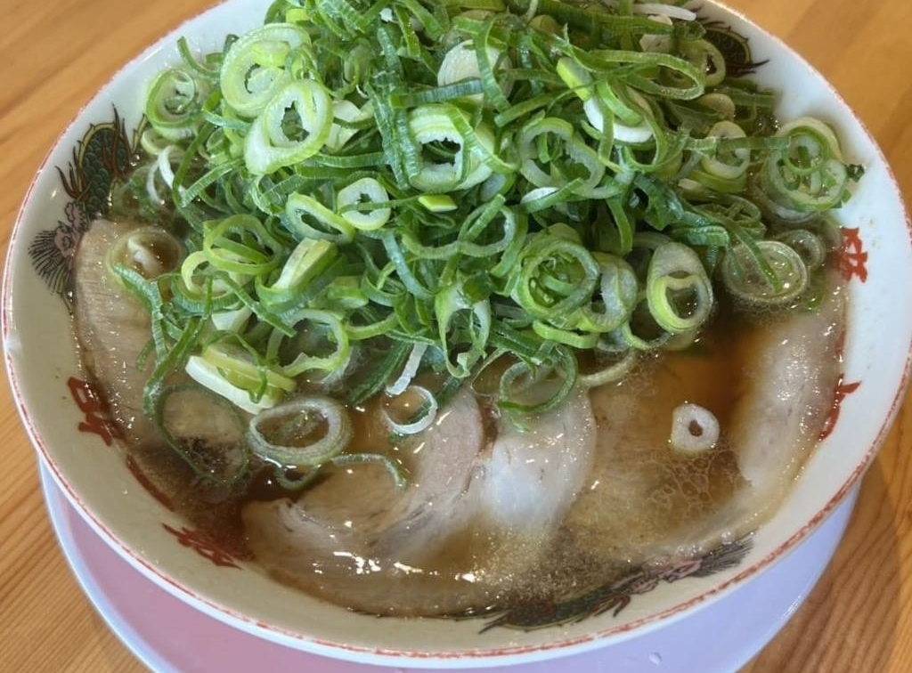 山盛り九条ネギラーメン