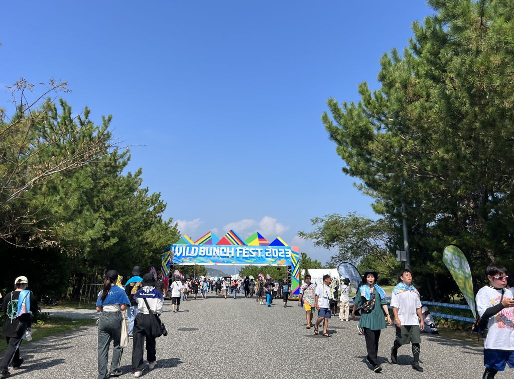 せっかく遠く山口まできたのだから、地元出店食べたいよね。ご当地縛りで食べるフェス飯
