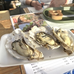 三陸産 蒸し牡蠣