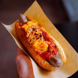 チリチーズホットドック