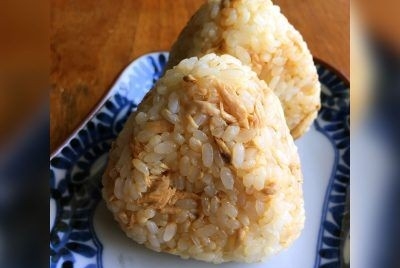 鶴めぐる