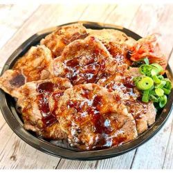 特上ラム肉のジンギスカン丼