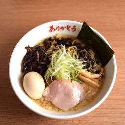 魚介とんこつラーメン味付け玉子のせ