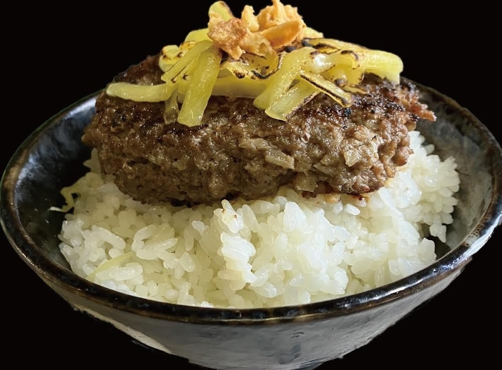 松阪牛入り牛ひき肉とコシヒカリとチーズ