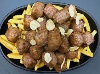 ガリックサイコロステーキ