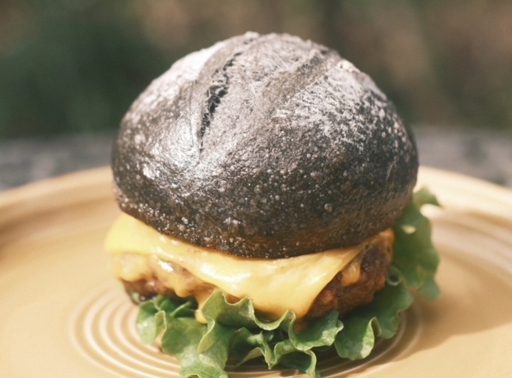 ブラックバーガー